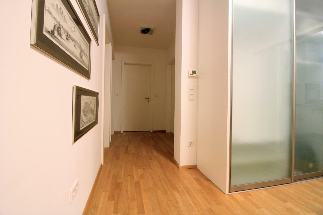 Luxury City Apartment - View Of River And Castle 뷔르츠부르크 외부 사진